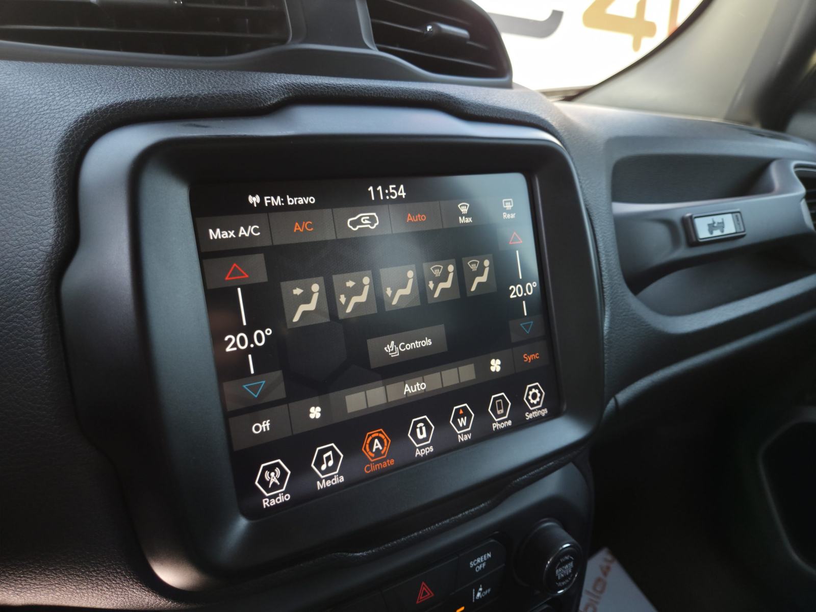 Jeep Renegade Anniversary 1.3 DDTC, fotografija 14