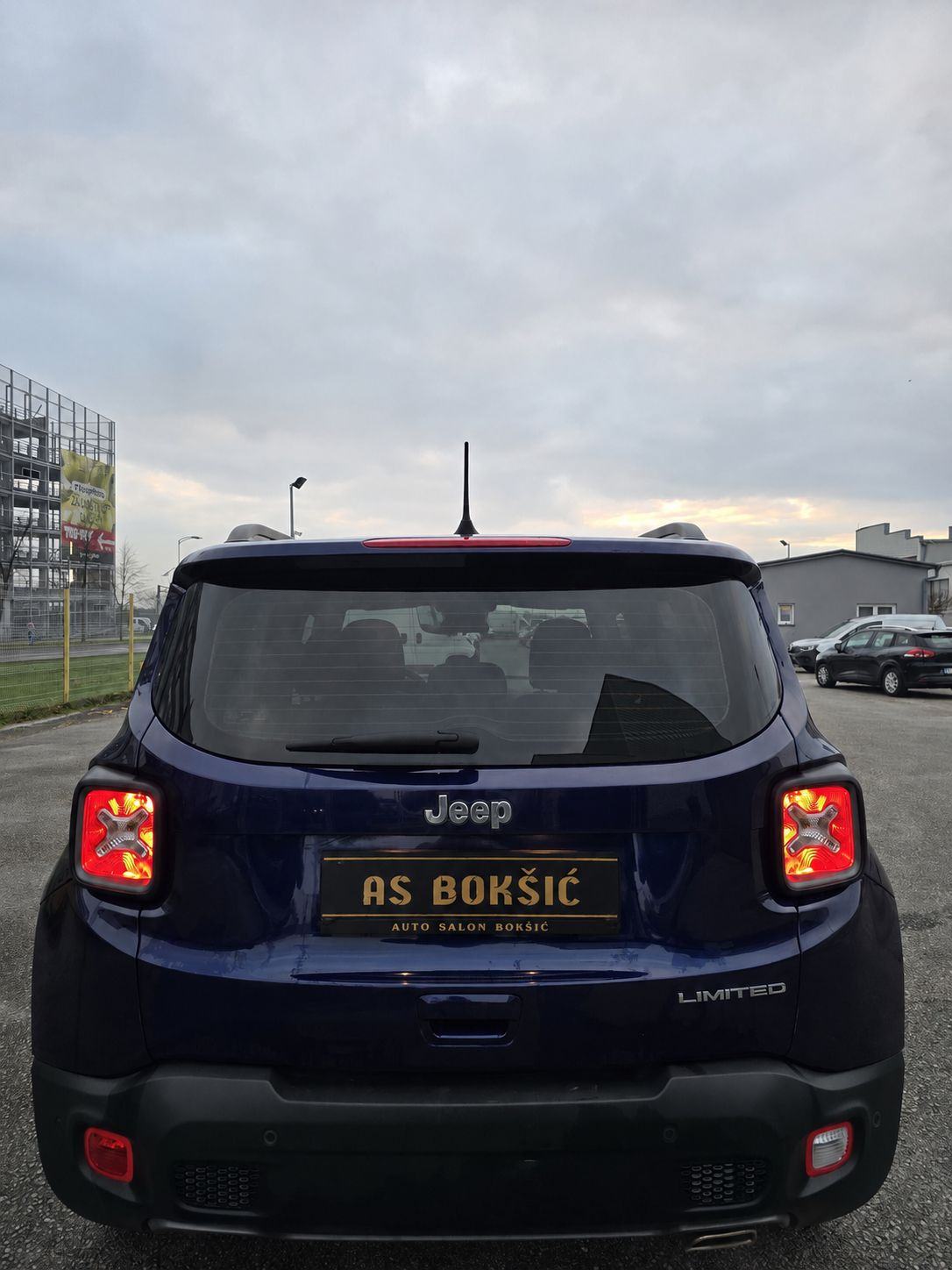 JEEP RENEGADE LIMITED 1.0i * 65 000 KM * ODLIČNO STANJE * 2021.GOD. *, fotografija 4