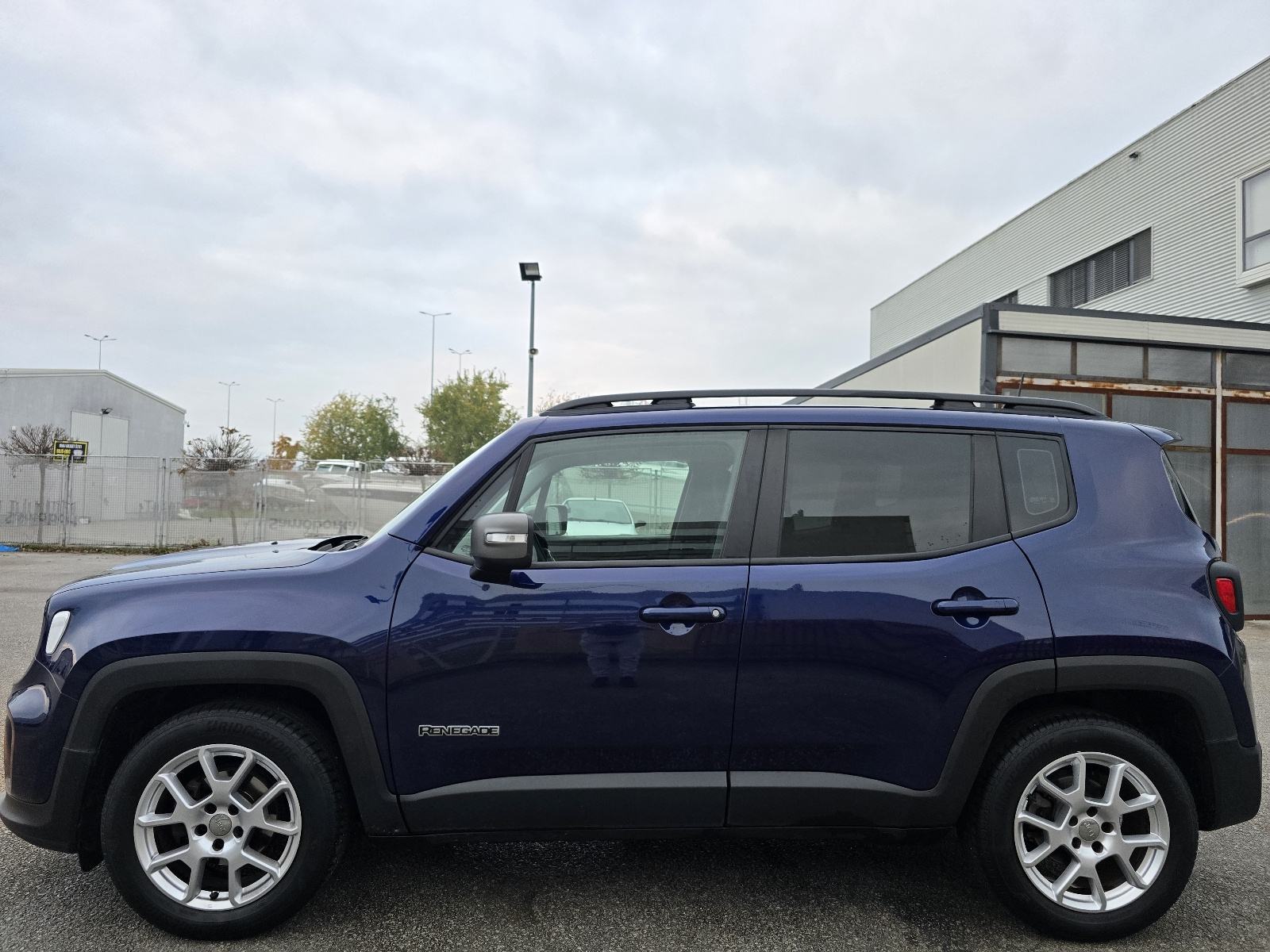 JEEP RENEGADE LIMITED 1.0i * 65 000 KM * ODLIČNO STANJE * 2021.GOD. *, fotografija 2