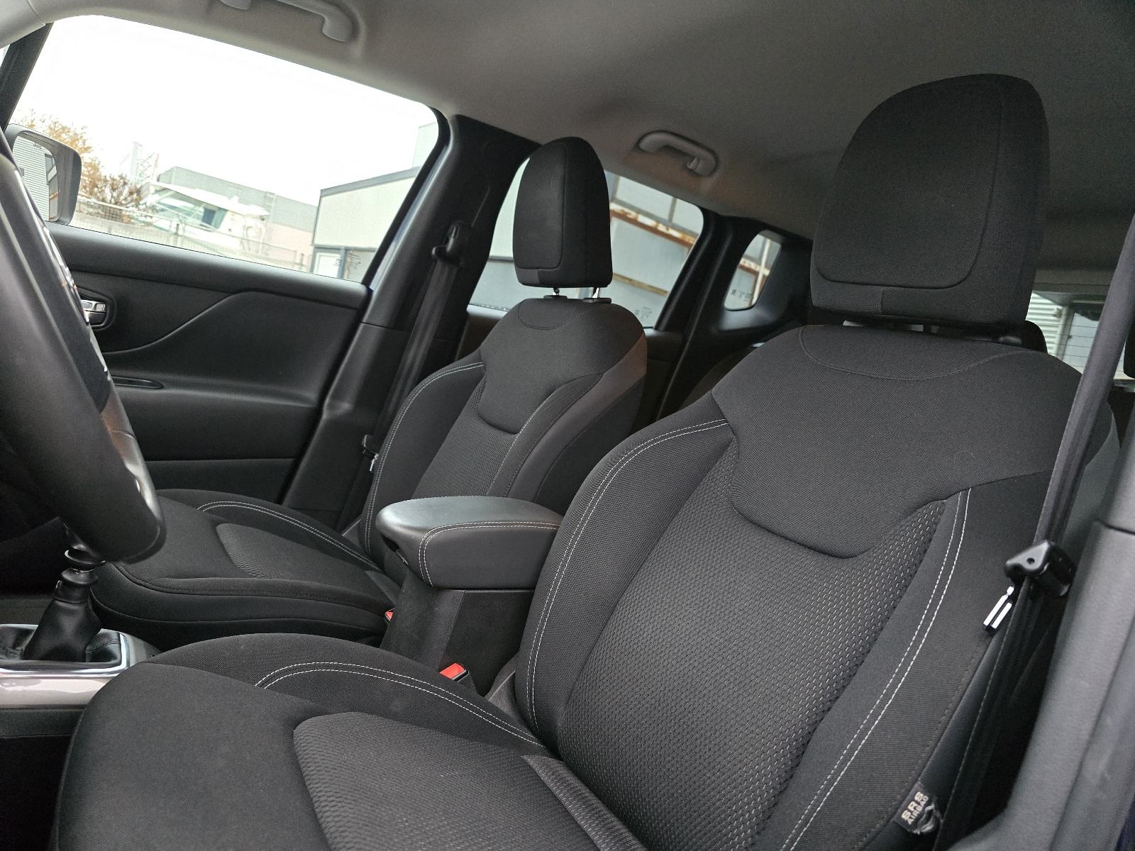 JEEP RENEGADE LIMITED 1.0i * 65 000 KM * ODLIČNO STANJE * 2021.GOD. *, fotografija 19