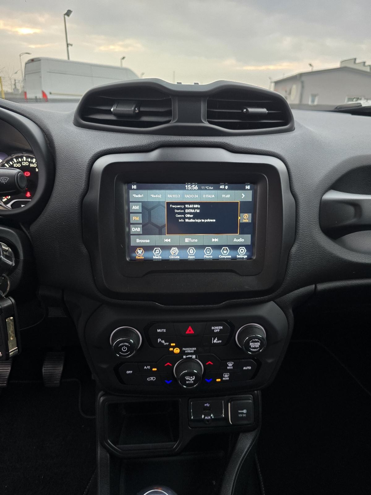JEEP RENEGADE LIMITED 1.0i * 65 000 KM * ODLIČNO STANJE * 2021.GOD. *, fotografija 14