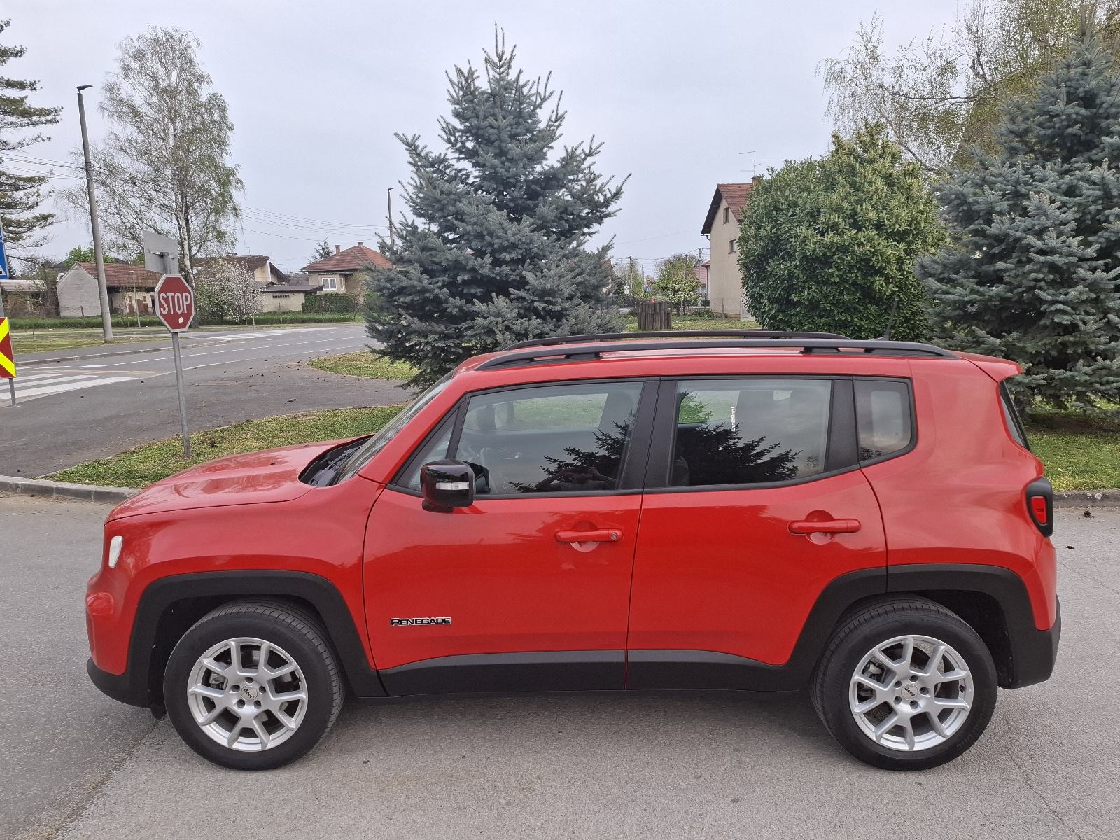 Jeep Renegade Limited 1.5 DCT hybrid automatik, fotografija 5