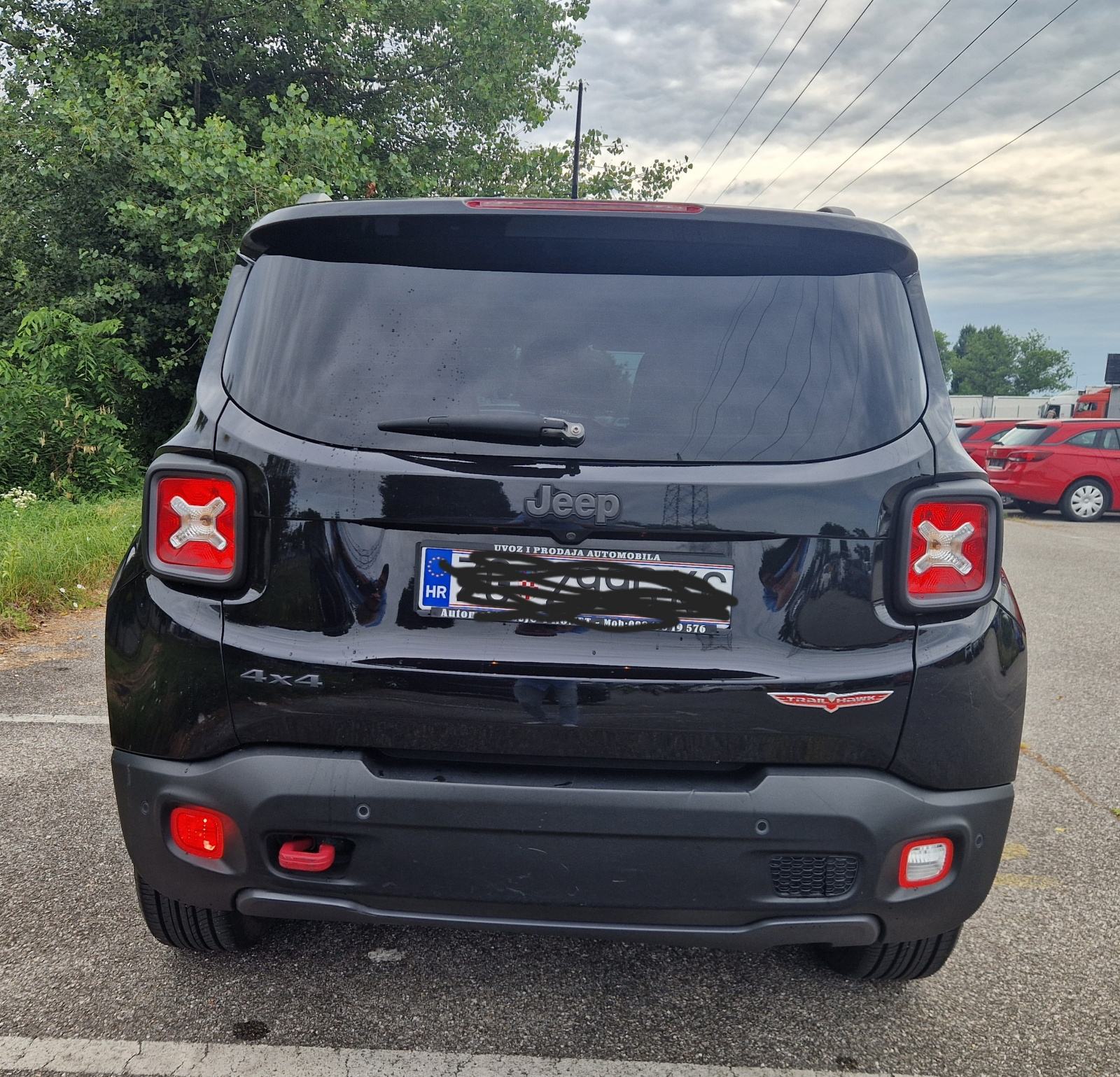 JEEP TRAILHAWK RENEGADE 2.0 MTJ 4WD. 125 KW - VELIKI SERVIS, fotografija 4