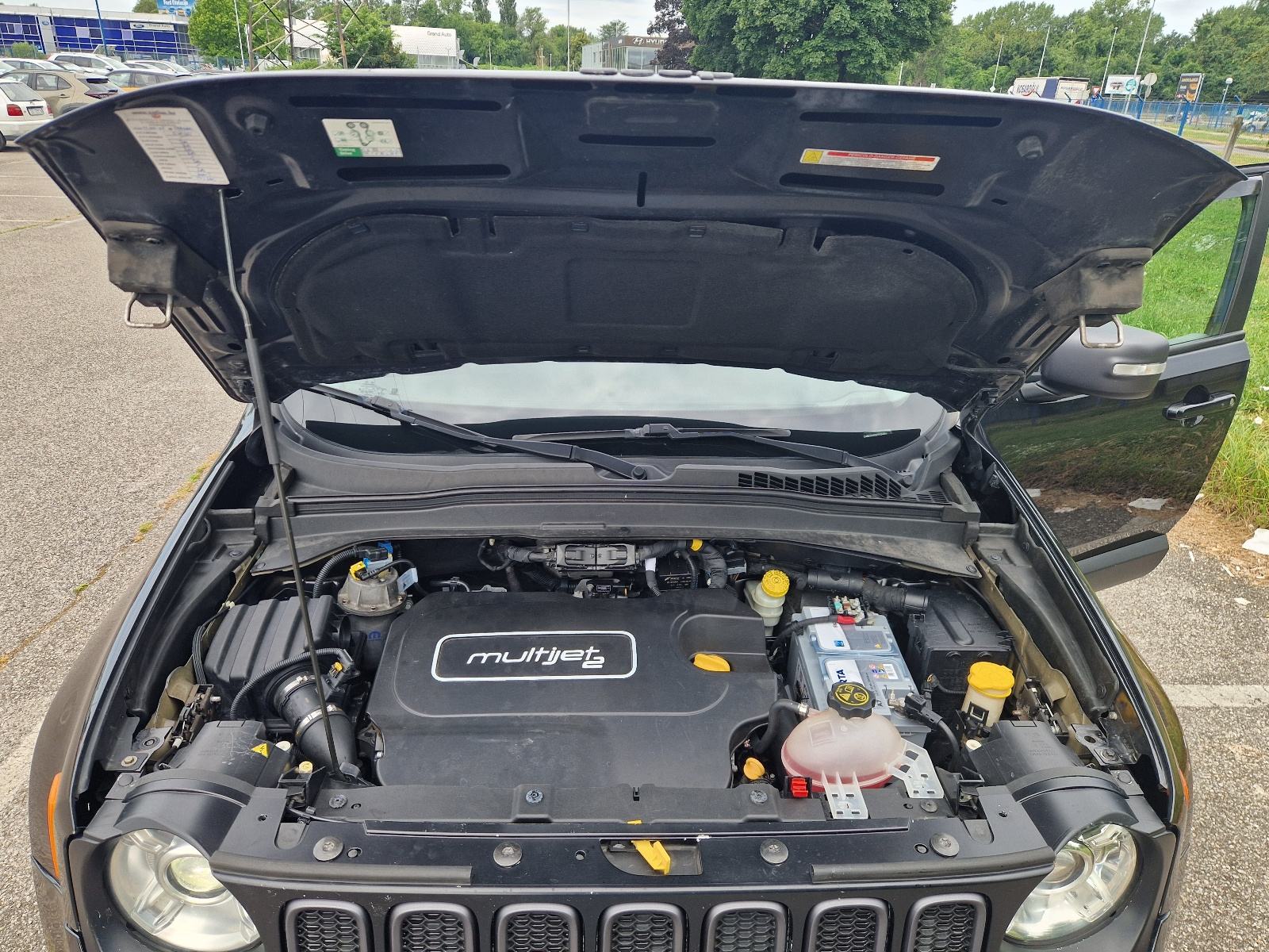 JEEP TRAILHAWK RENEGADE 2.0 MTJ 4WD. 125 KW - VELIKI SERVIS, fotografija 15