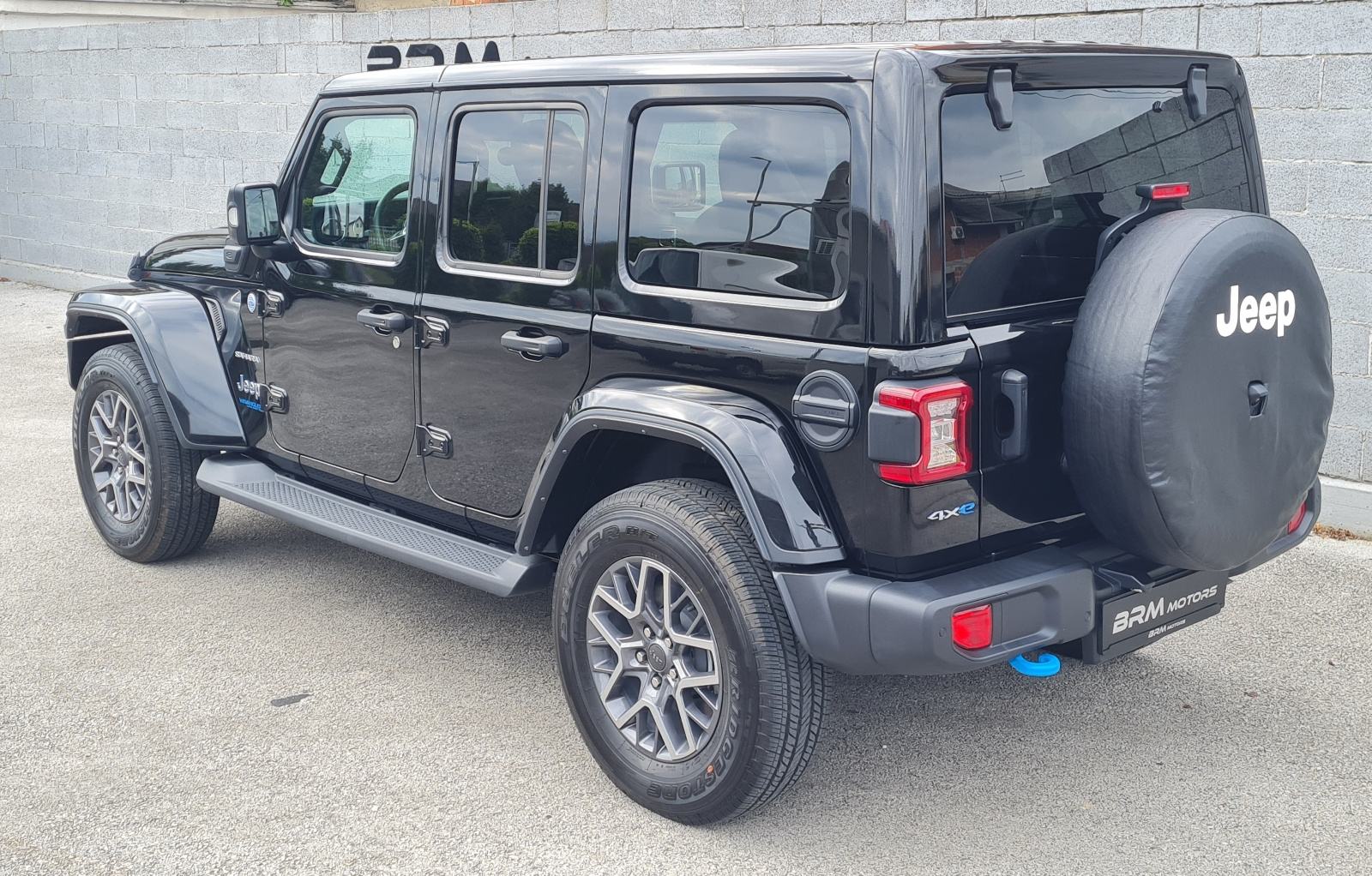 Jeep Wrangler 2.0 PHEV Unlimited Sahara 4xe AWD --2025.g.--50km--, pogled izvana - slika 4