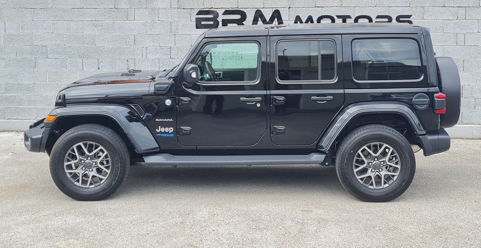 Jeep Wrangler 2.0 PHEV Unlimited Sahara 4xe AWD --2025.g.--50km--, pogled izvana - slika 5