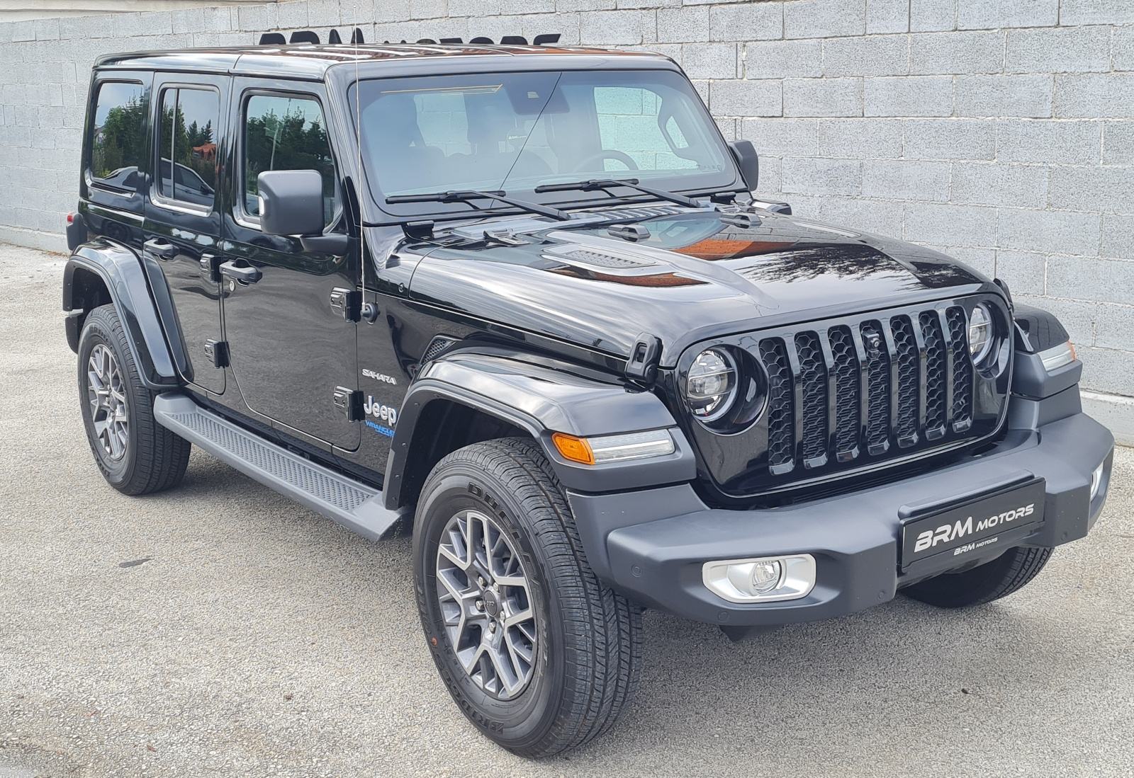 Jeep Wrangler 2.0 PHEV Unlimited Sahara 4xe AWD --2025.g.--50km--, fotografija 6