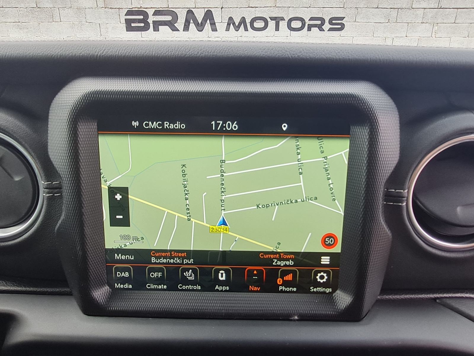 Jeep Wrangler 2.0 PHEV Unlimited Sahara 4xe AWD --2025.g.--50km--, fotografija 17