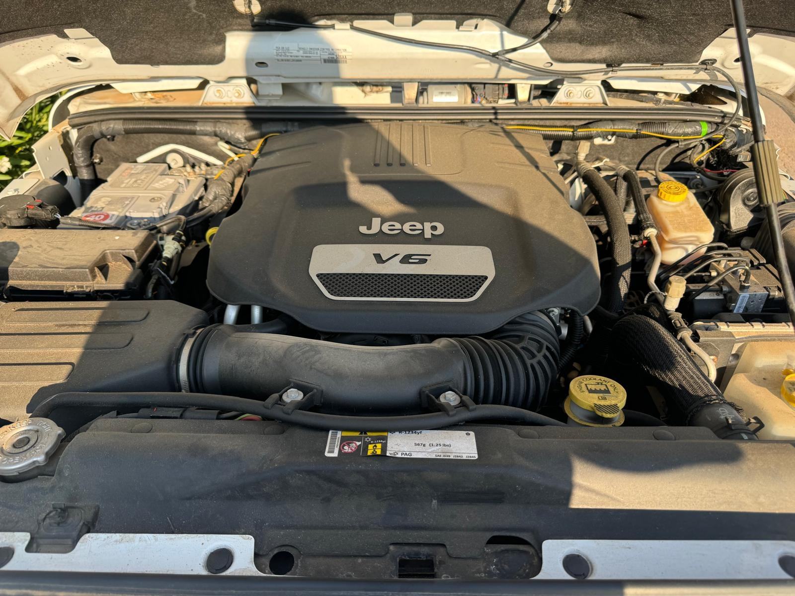 Jeep Wrangler Sahara - 3,6 V6 automatik, fotografija 13