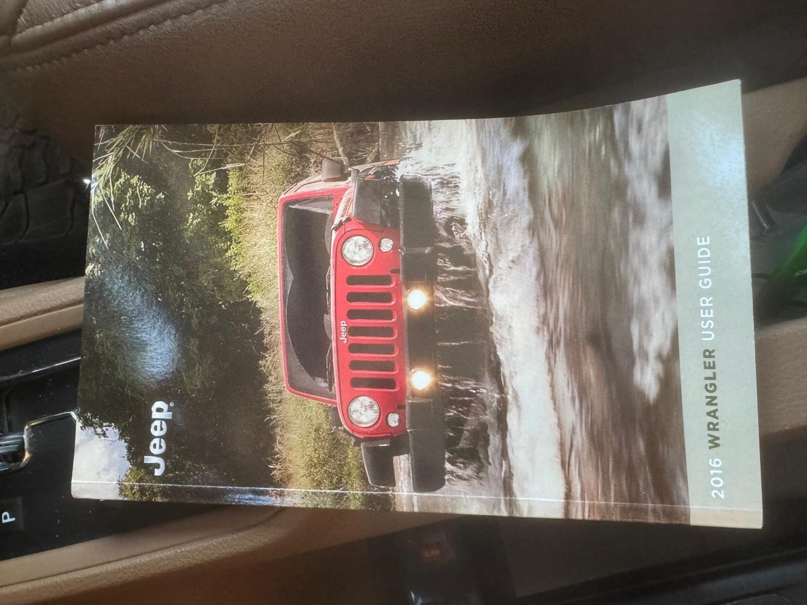 Jeep Wrangler Sahara - 3,6 V6 automatik, fotografija 14