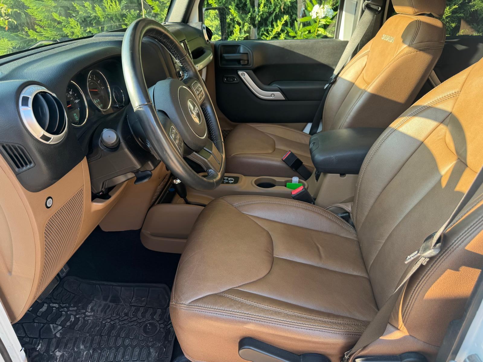 Jeep Wrangler Sahara - 3,6 V6 automatik, fotografija 15