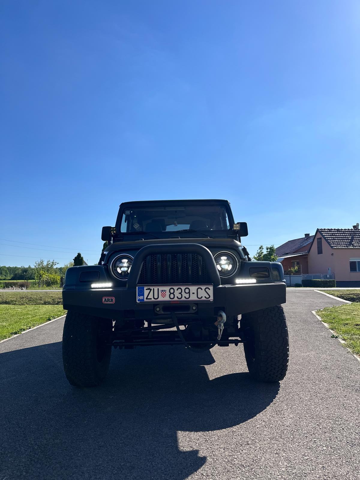 Jeep Wrangler 4.0 automatik, fotografija 5