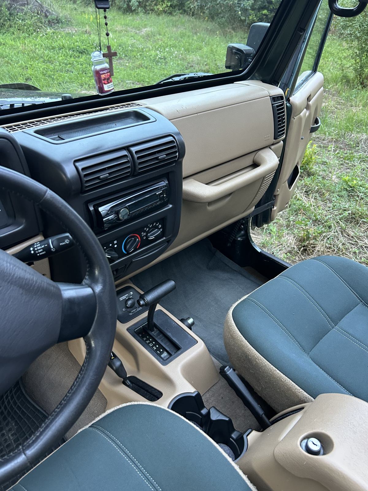 Jeep Wrangler 4.0 automatik, fotografija 15