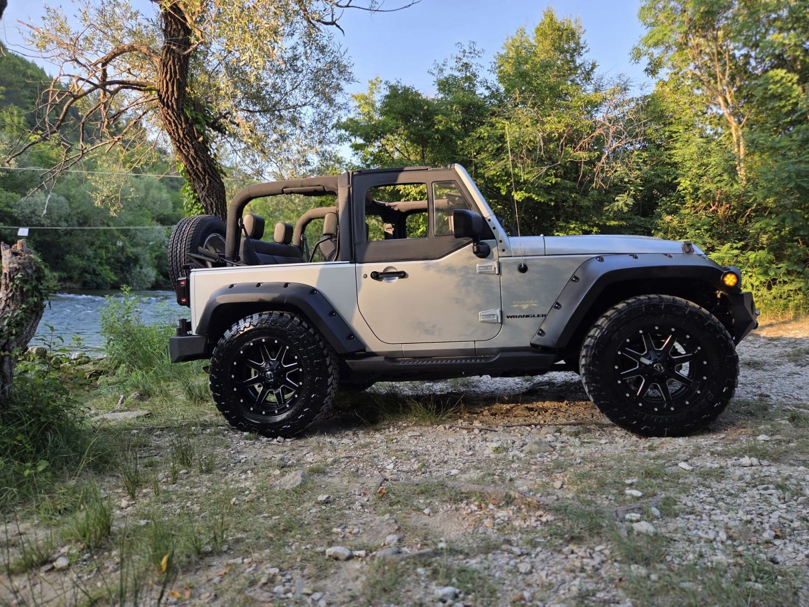 Jeep Wrangler Sahara 2.8 crd JK cabrio / HR auto, fotografija 5