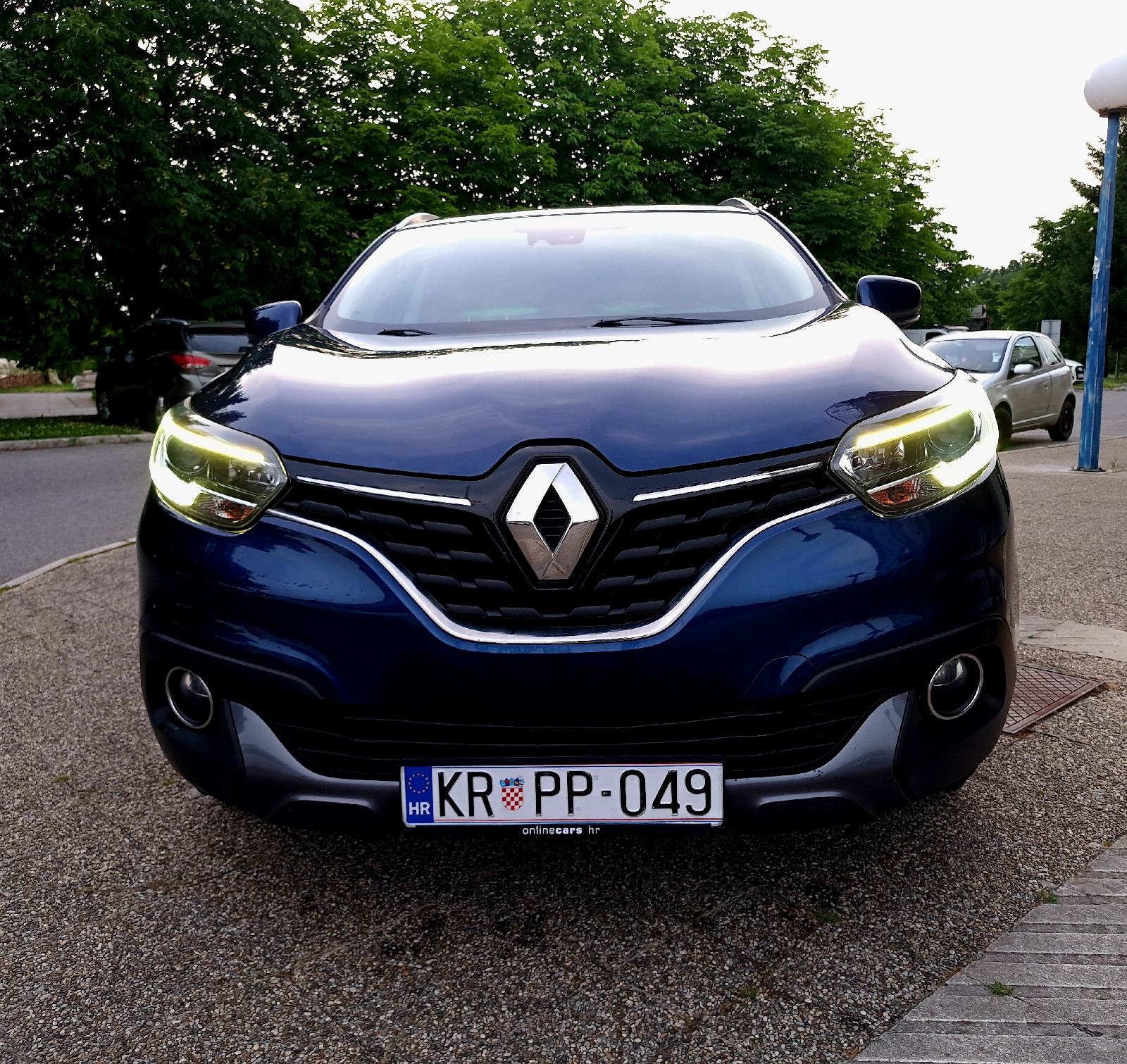 KADJAR 1.5 dCi/110 ks⭐FULL OPREMA⭐1.VL/152km⭐VELIKI SERVIS⭐JAMSTVO⭐️, fotografija 10