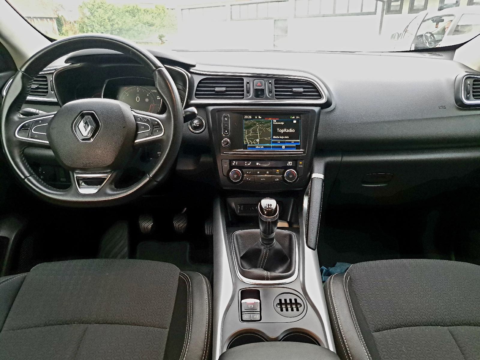 KADJAR 1.5 dCi/110 ks⭐FULL OPREMA⭐1.VL/152km⭐VELIKI SERVIS⭐JAMSTVO⭐️, fotografija 16