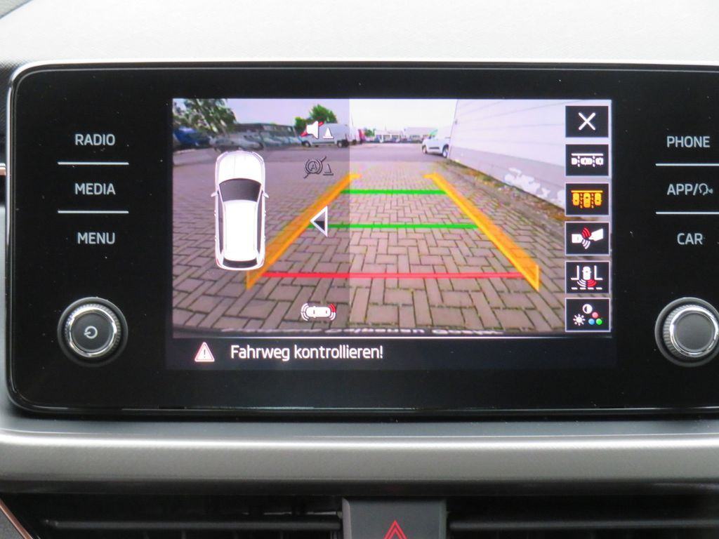 KAMIQ FL Selection 1.0TSI, 115KS, LED,APP, KAMERA,VIRTUAL,TEMP,2xKLIMA, fotografija 17