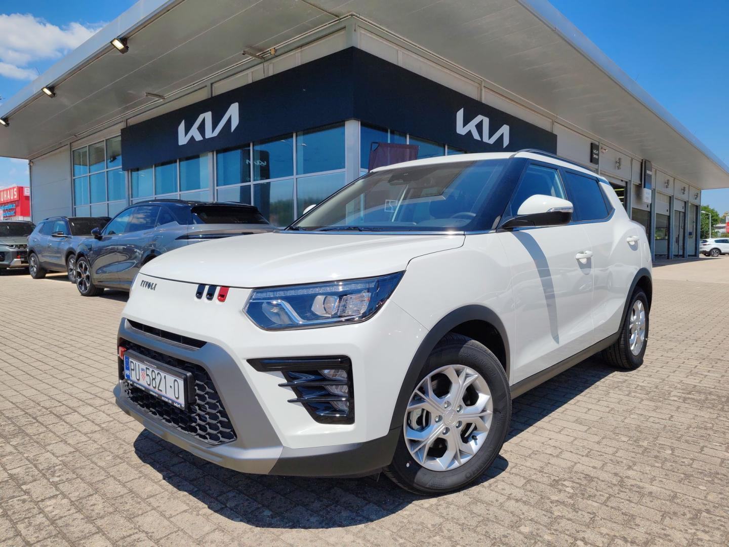 KG Mobility (SsangYong) Tivoli (X100) 1.5 M/T 2WD, pogled izvana - slika 1