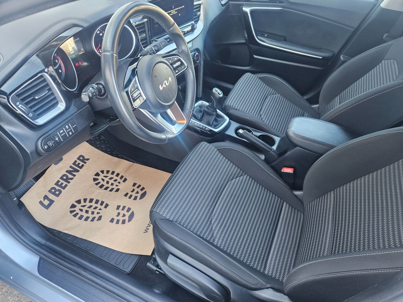 Kia cee'd 1.6 CRDI,Garancija 12 mjeseci., fotografija 7