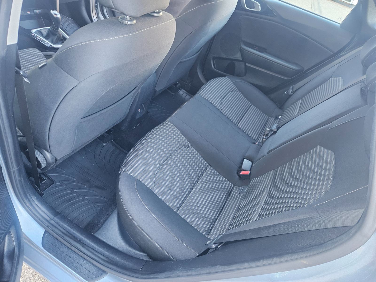 Kia cee'd 1.6 CRDI,Garancija 12 mjeseci., fotografija 12