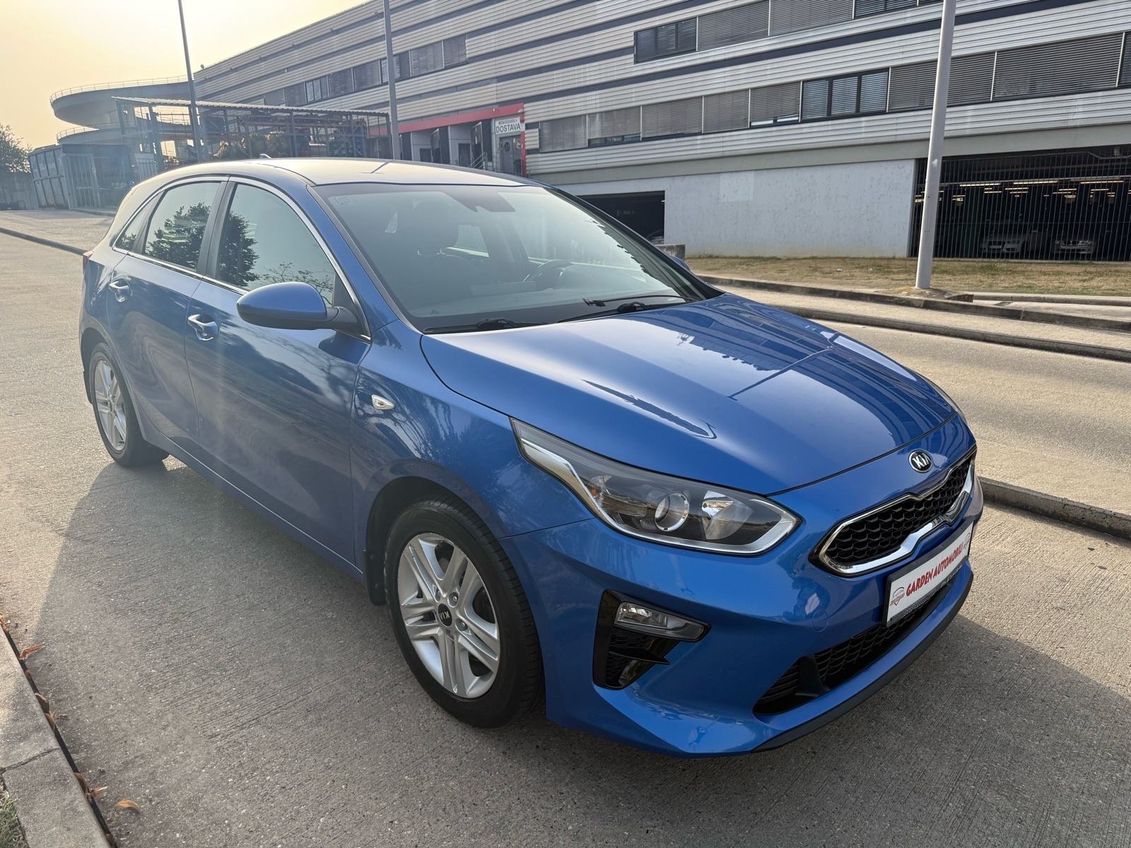 Kia Ceed 1,0 T-GDI*HR AUTO*1.VL*, fotografija 3