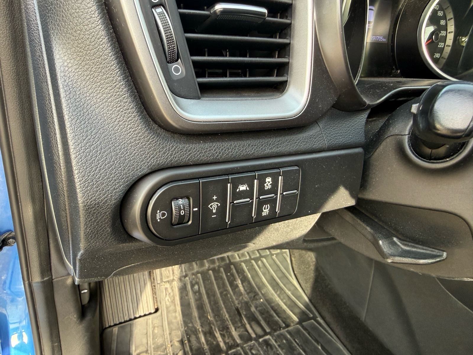 Kia Ceed 1,0 T-GDI*HR AUTO*1.VL*, fotografija 10