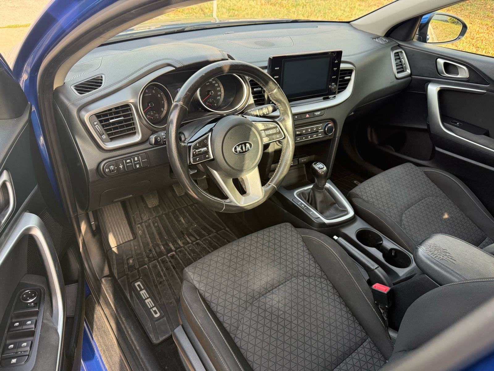 Kia Ceed 1,0 T-GDI*HR AUTO*1.VL*, fotografija 12