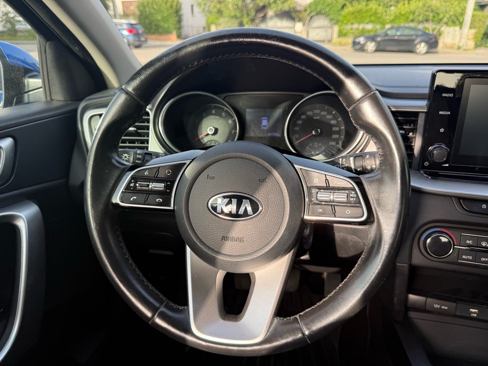 Kia Ceed 1,0 T-GDI*HR AUTO*1.VL*, fotografija 15