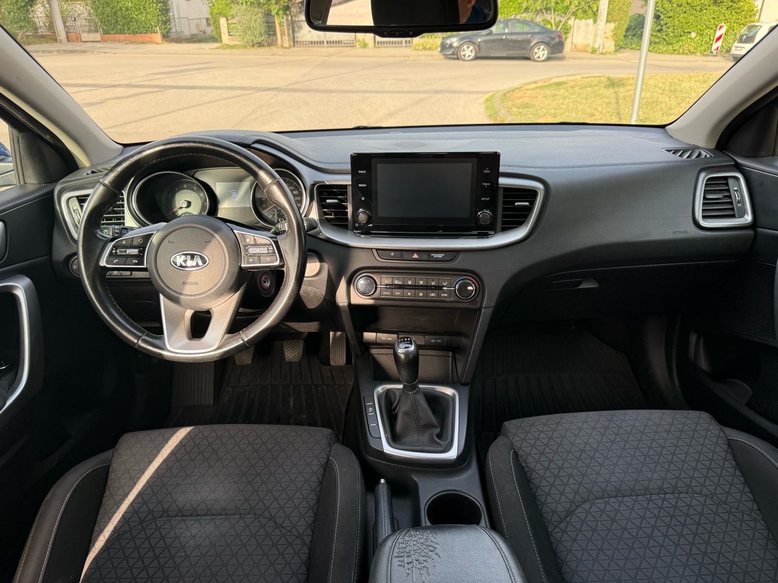 Kia Ceed 1,0 T-GDI*HR AUTO*1.VL*, fotografija 13