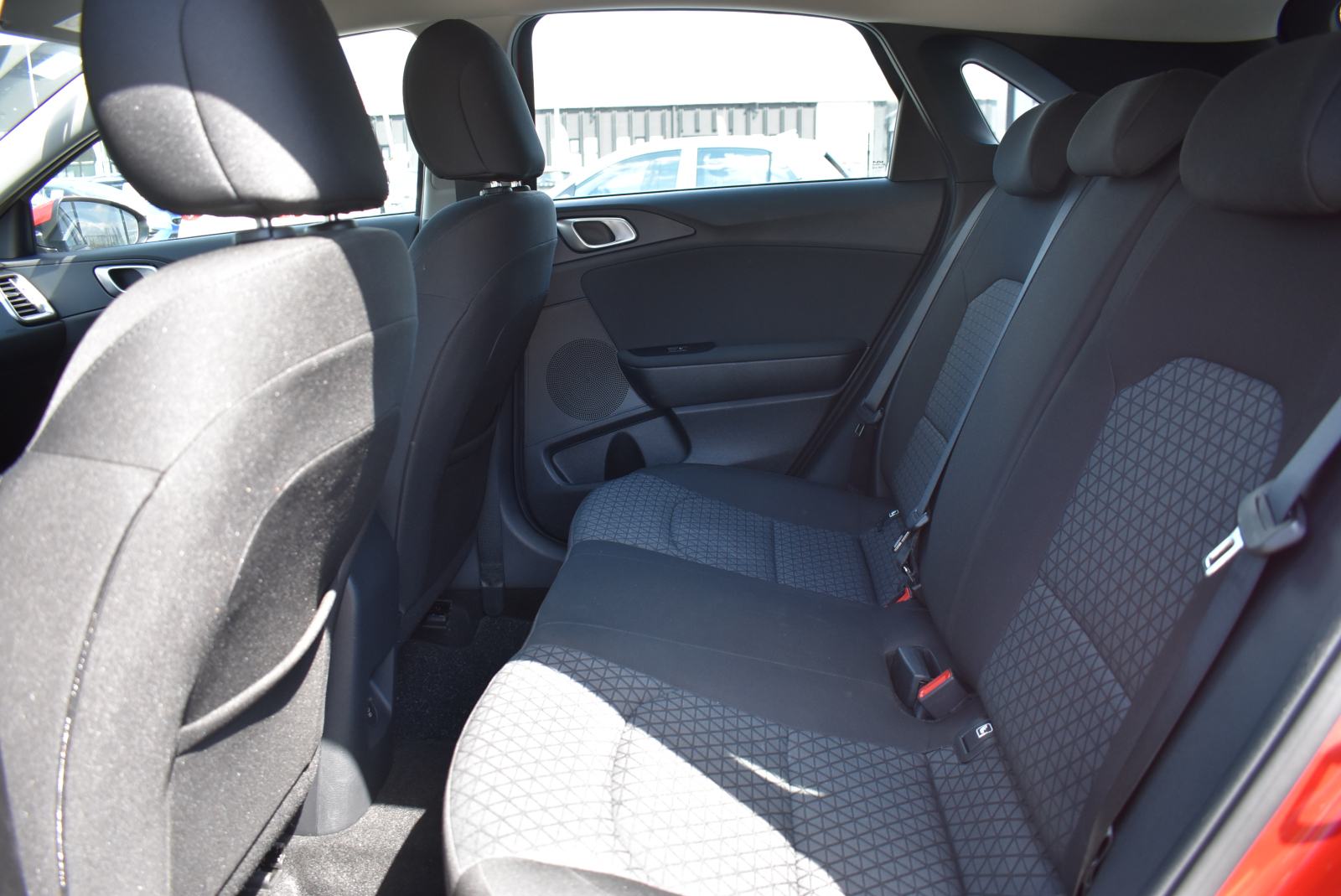 Kia Ceed 1,0 T-GDI LP ISG LX CHAMPION M/T MRV, fotografija 12