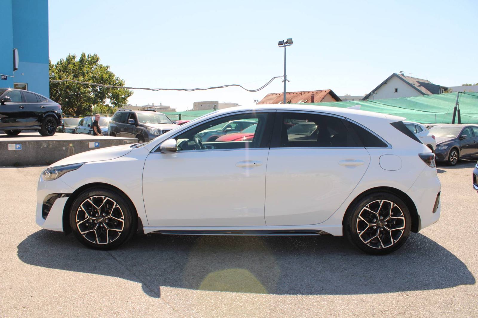 Kia Ceed 1.5 T-GDi AUTOMATIK GT Line *LED, NAVIGACIJA, KAMERA*, fotografija 7