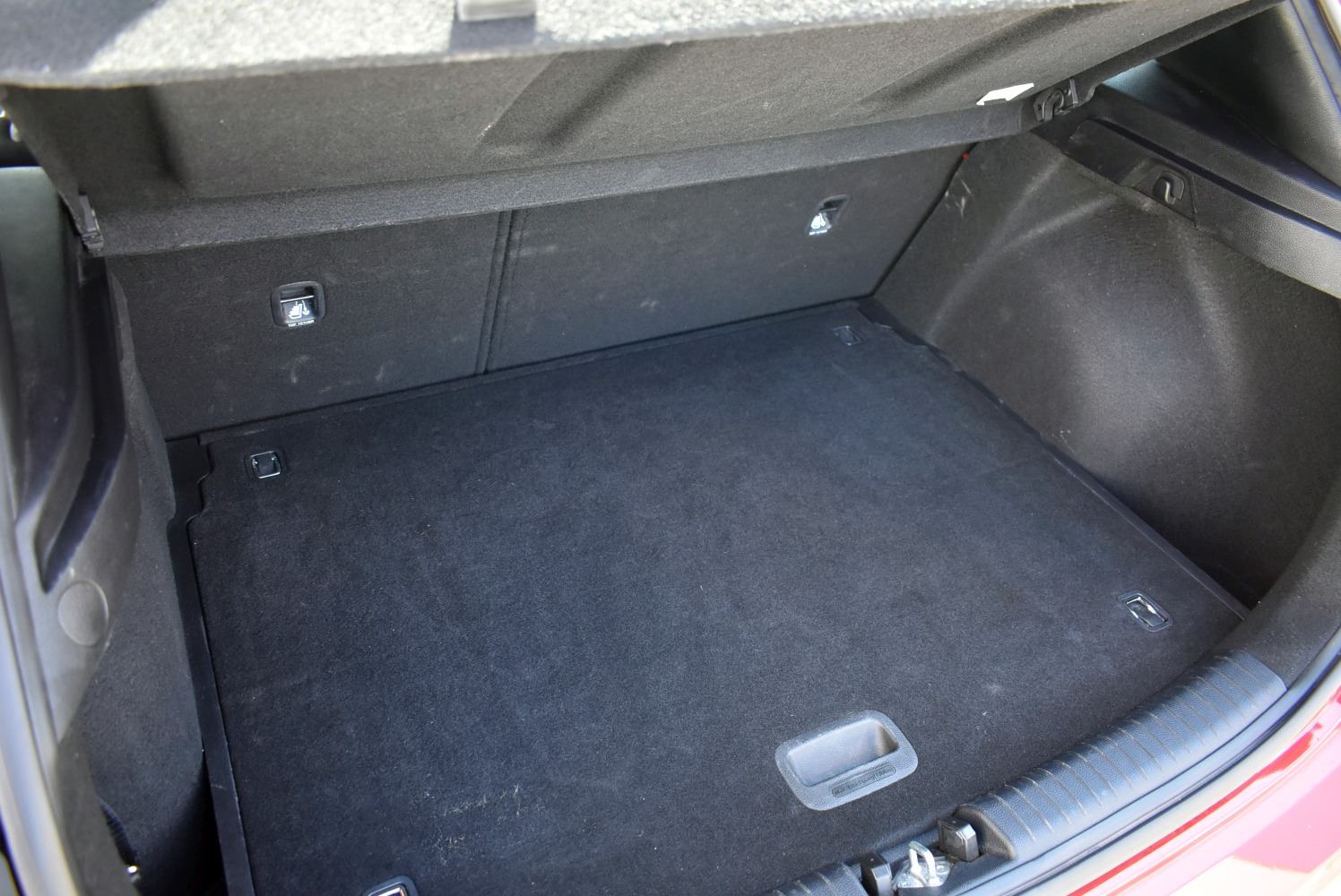 Kia Ceed 1.5 T-GDI *HR* TVORNIČKO JAMSTVO,SERVISNA, ALU. NAPLATCI, fotografija 9