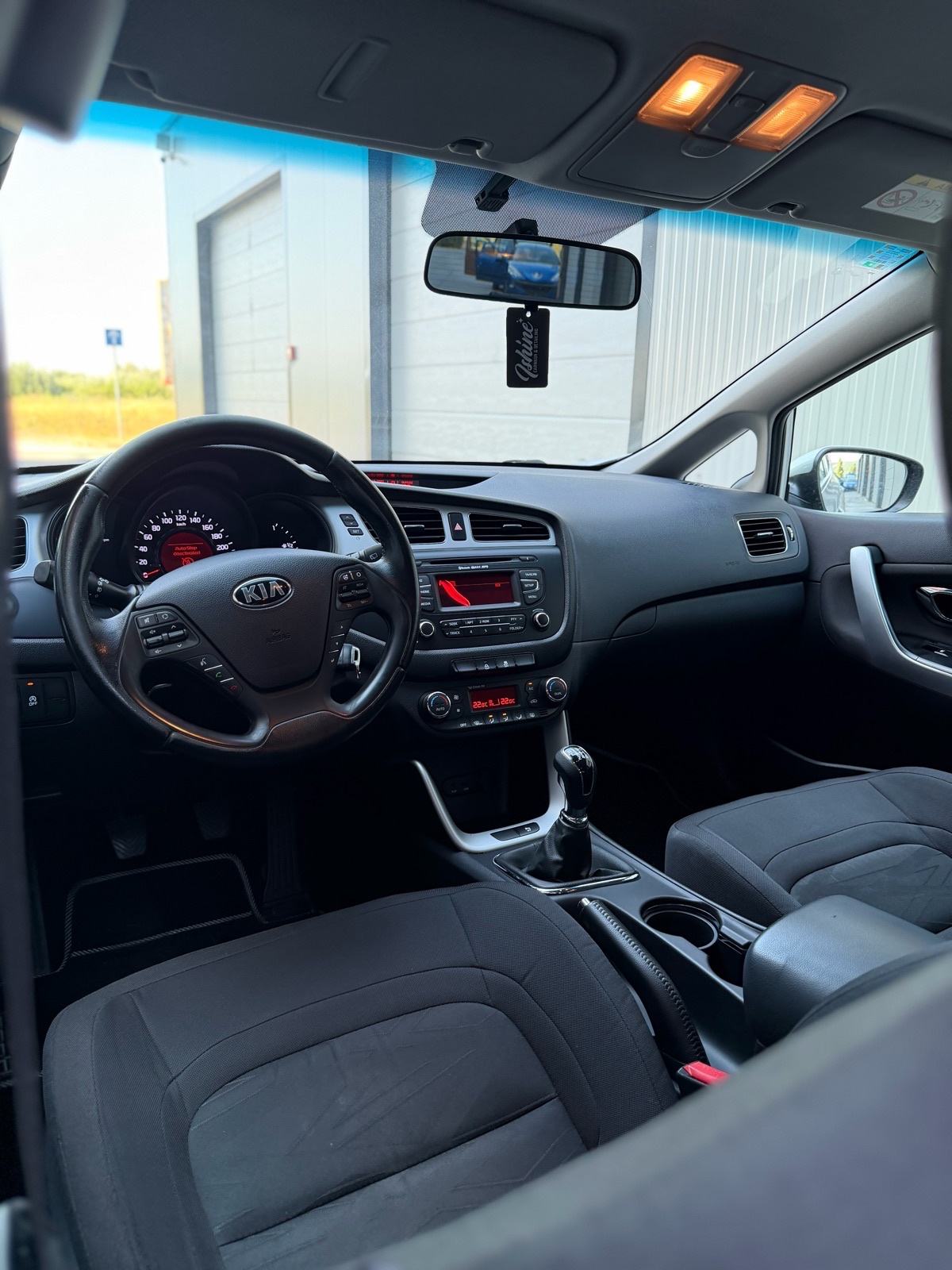 KIA CEED 1,6 CRDi | HR AUTO |, fotografija 9