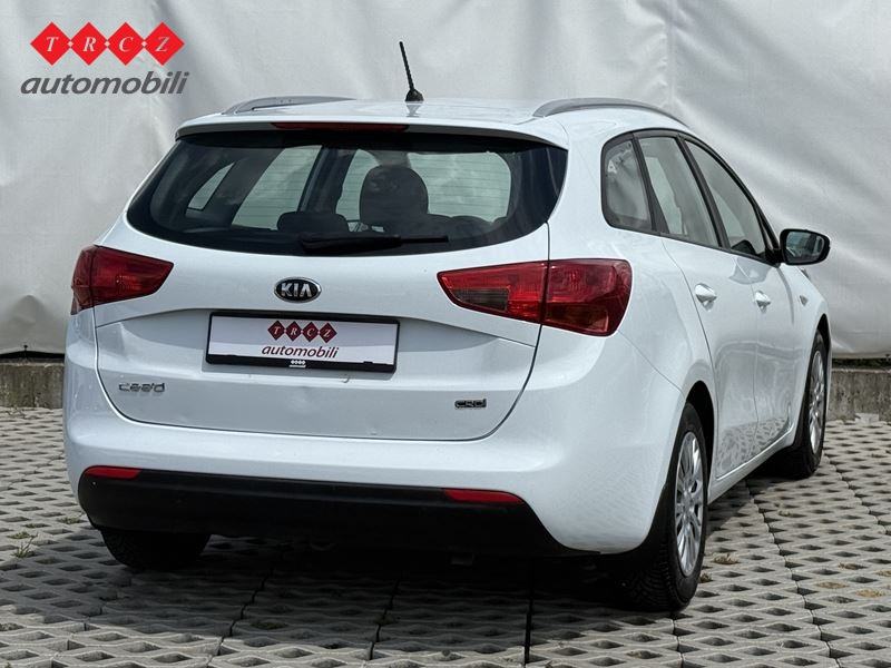 KIA CEED 1.6 CRDI LX URBAN PLUS, fotografija 4