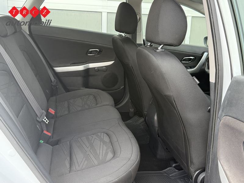 KIA CEED 1.6 CRDI LX URBAN PLUS, fotografija 5