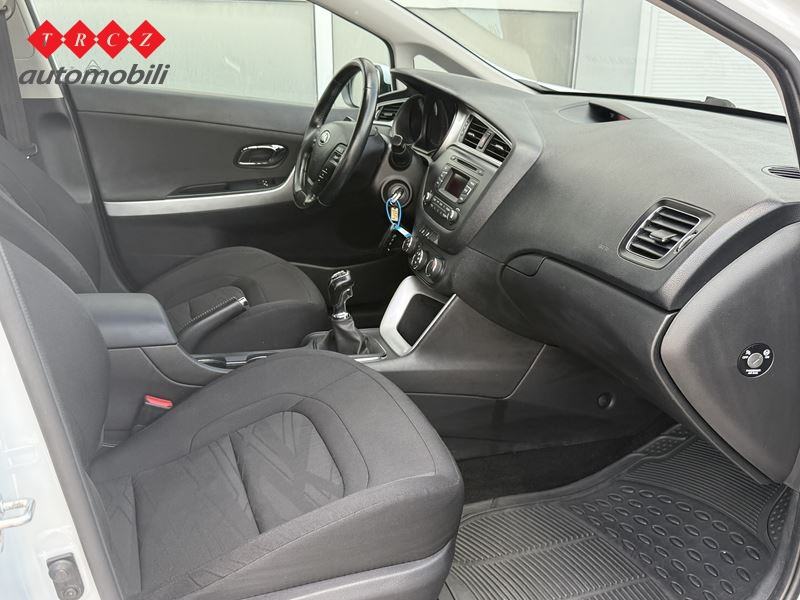 KIA CEED 1.6 CRDI LX URBAN PLUS, fotografija 6