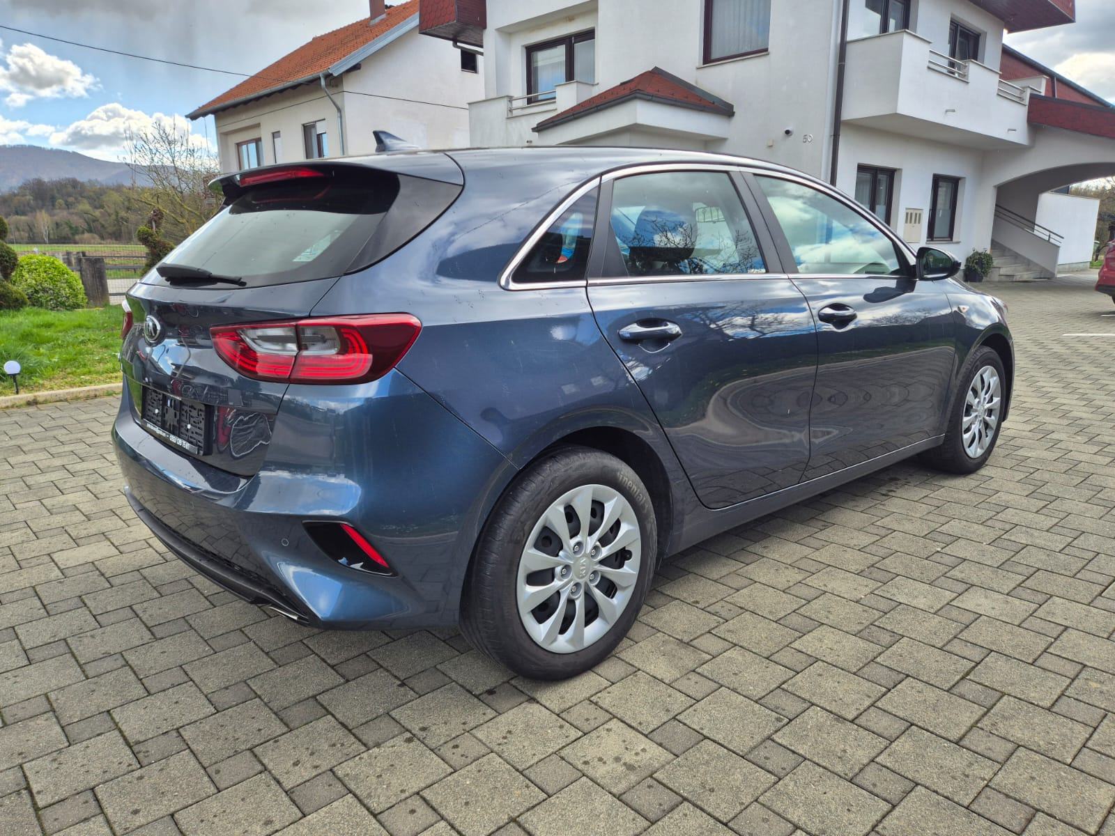 Kia Ceed 1.6 CRDI NAVIGACIJA *R.KAMERA*LED*START STOP*, fotografija 5