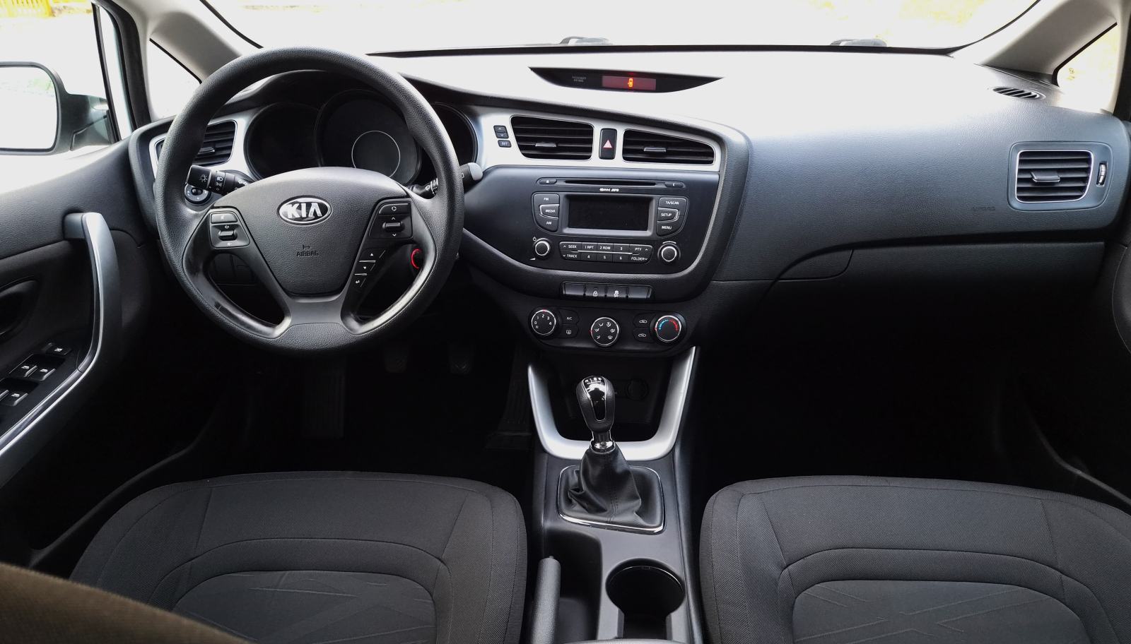 Kia Ceed 1,6 CRDi****reg. 5/2027.g***ODLIČAN***, fotografija 14