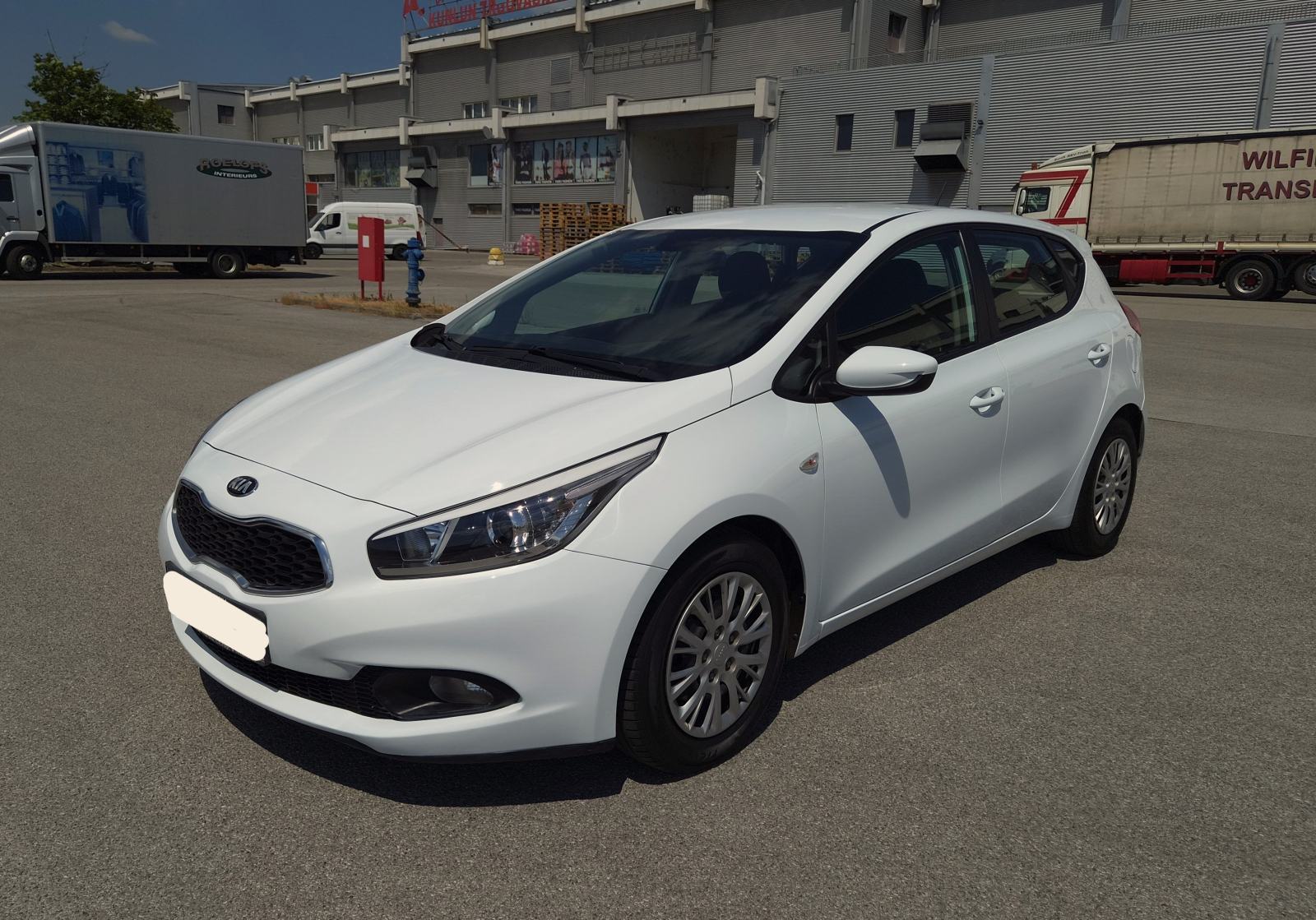 Kia Ceed 1,6 CRDi****reg. 5/2027.g***ODLIČAN***, pogled izvana - slika 2