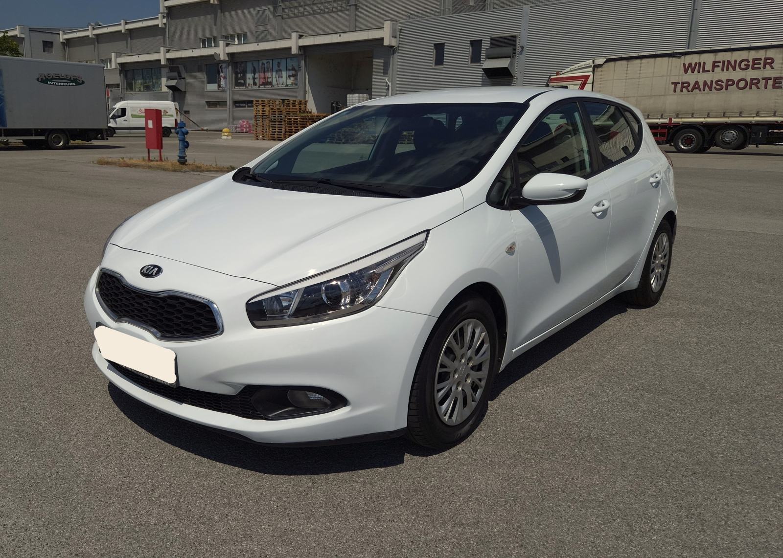 Kia Ceed 1,6 CRDi****reg. 5/2027.g***ODLIČAN***, pogled izvana - slika 1