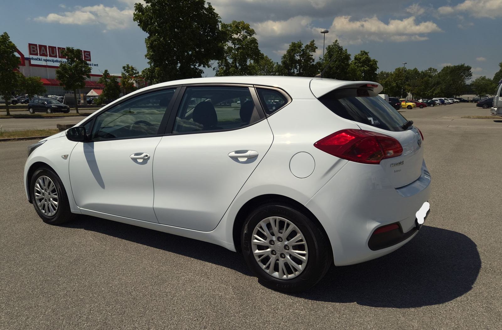 Kia Ceed 1,6 CRDi****reg. 5/2027.g***ODLIČAN***, pogled izvana - slika 5