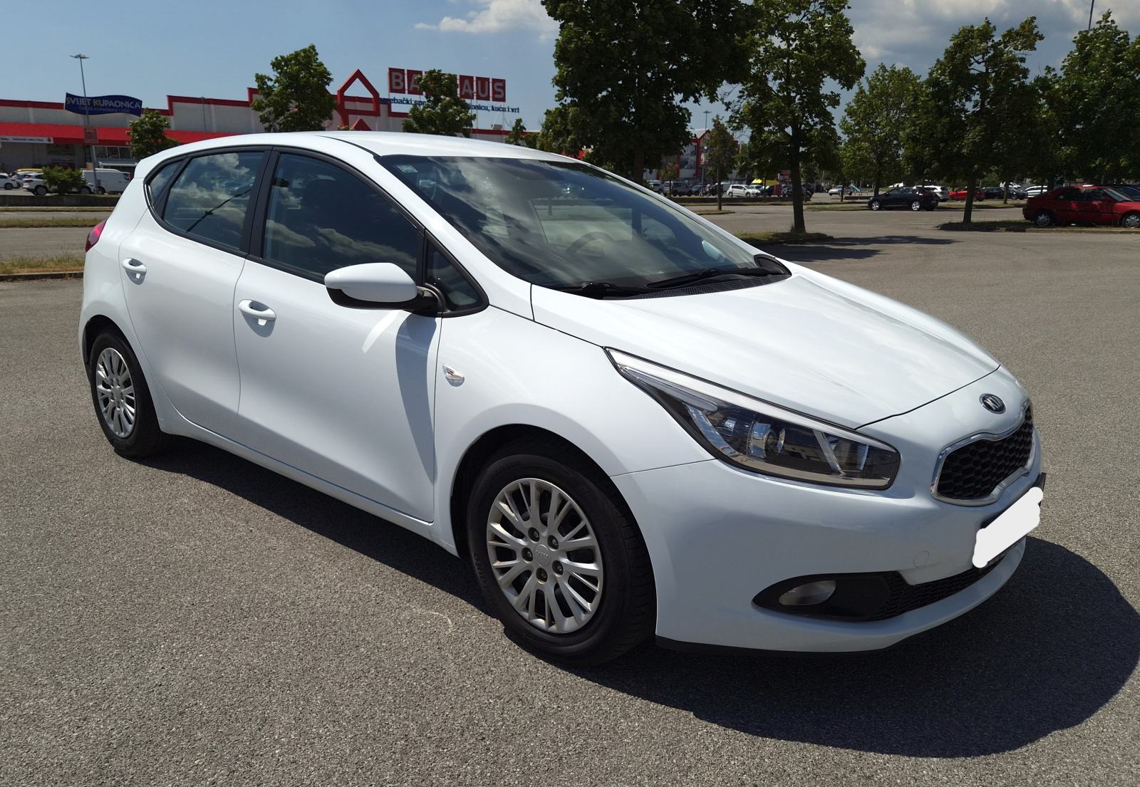 Kia Ceed 1,6 CRDi****reg. 5/2027.g***ODLIČAN***, fotografija 10