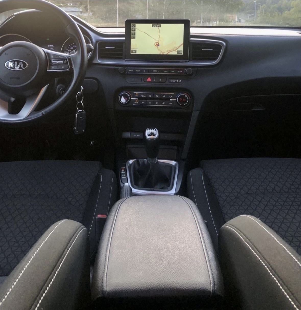 Kia Ceed 1.6 crdi Vision, Navi, Kamera, Line Assist...AKCIJA!!!, fotografija 14
