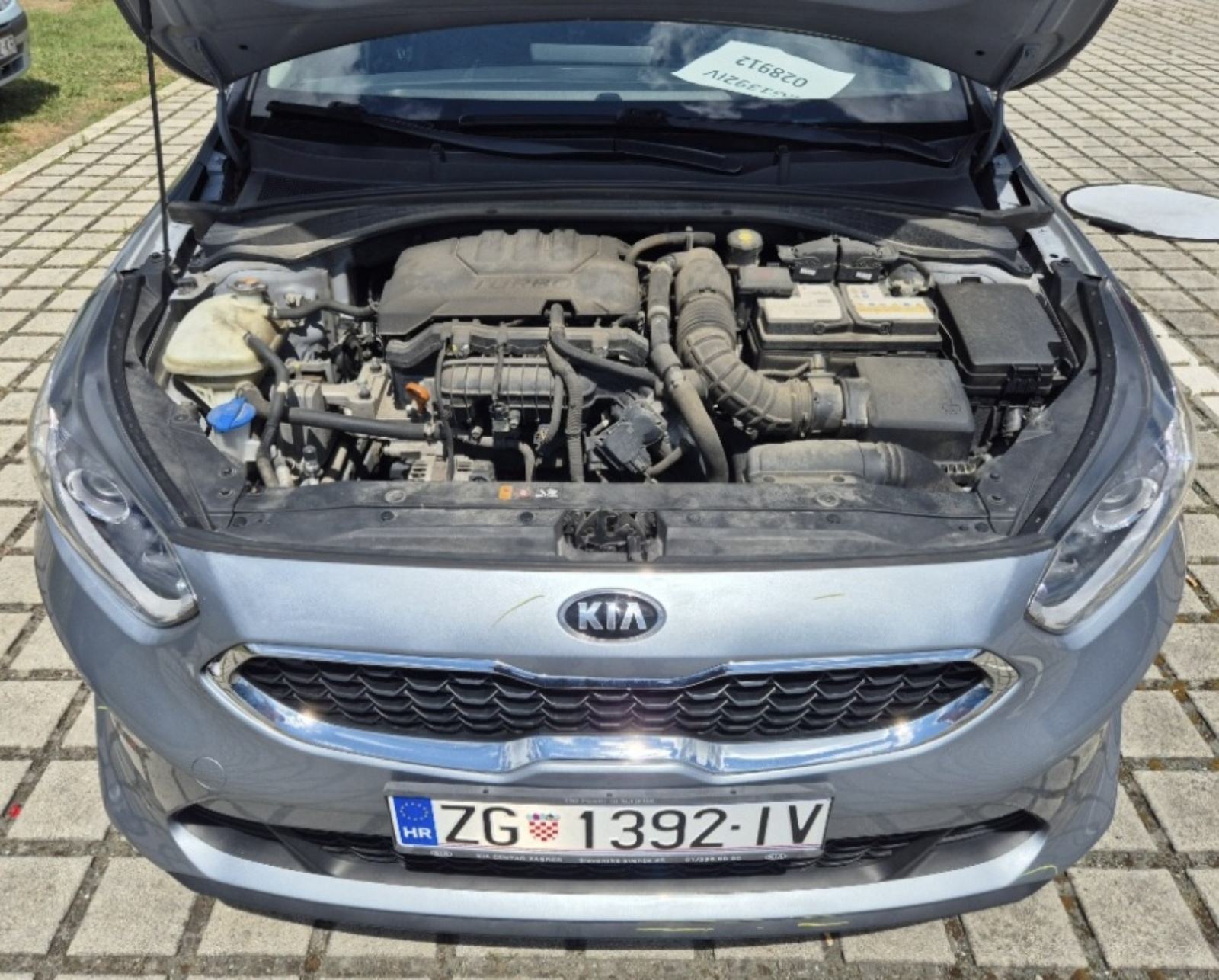 Kia Ceed (cee'd) 1,0 T-GDI Hr vozilo 1vl., fotografija 10