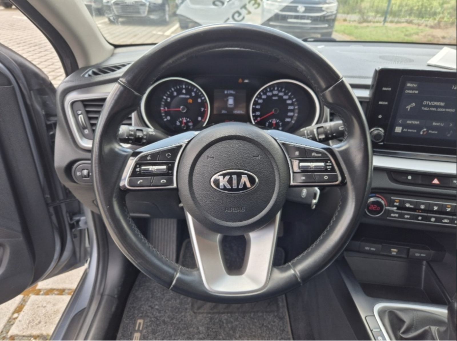 Kia Ceed (cee'd) 1,0 T-GDI Hr vozilo 1vl., fotografija 6