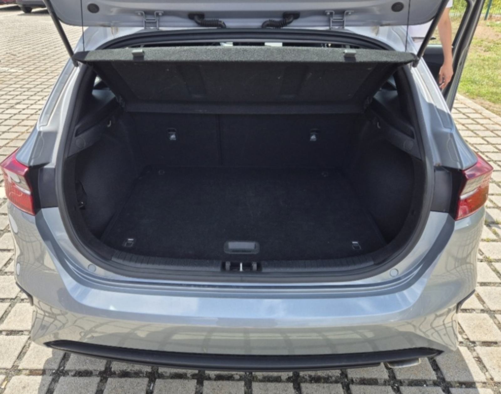 Kia Ceed (cee'd) 1,0 T-GDI Hr vozilo 1vl., fotografija 8