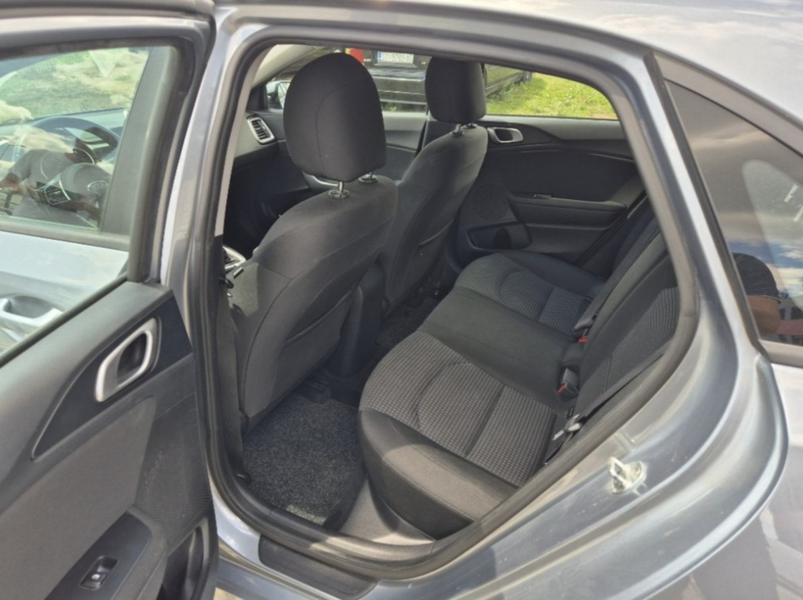 Kia Ceed (cee'd) 1,0 T-GDI Hr vozilo 1vl., fotografija 7