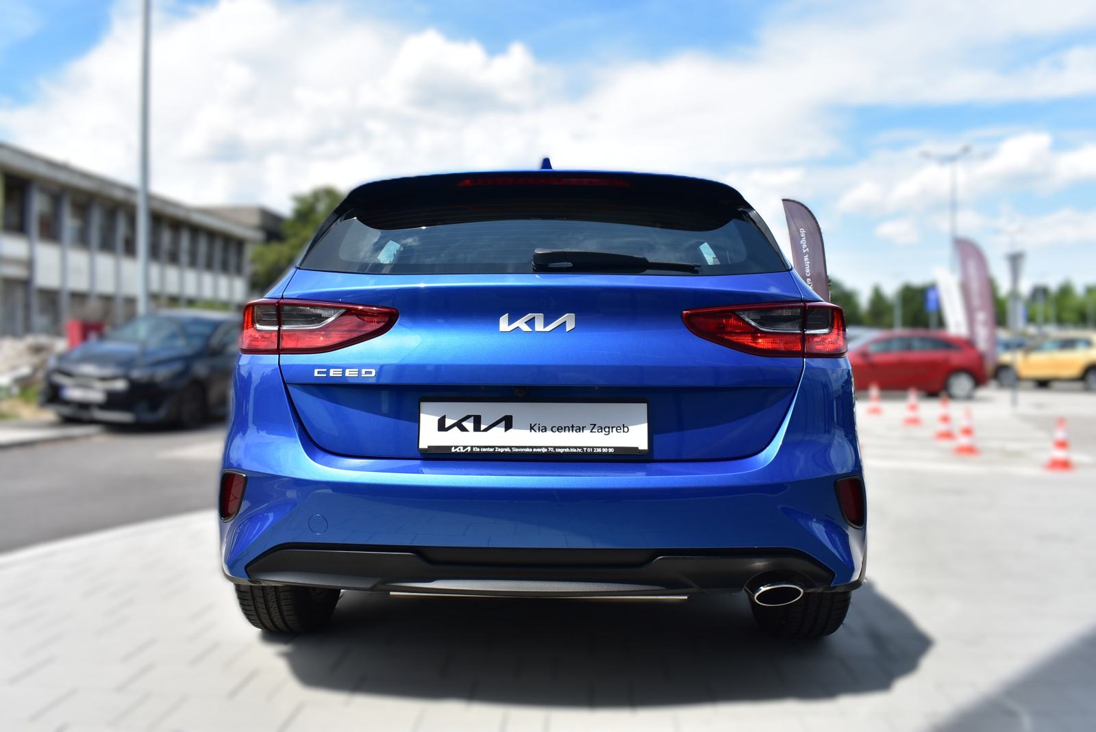 Kia Ceed (cee'd) 1,0 T-GDI LP ISG LX CHAMPION M/T, fotografija 6