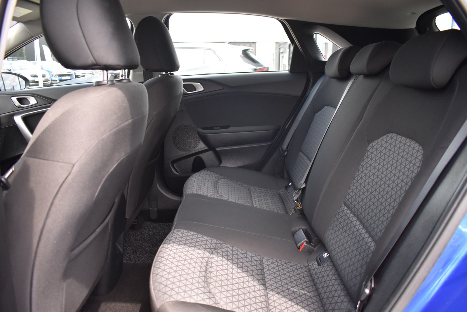 Kia Ceed (cee'd) 1,0 T-GDI LP ISG LX CHAMPION M/T, fotografija 12
