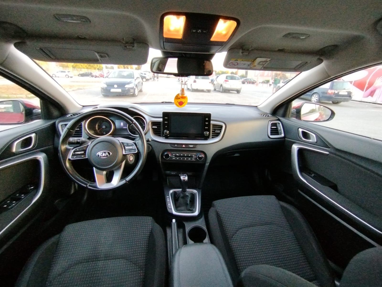Kia Ceed (cee'd) 1.0 T-GDI, fotografija 3